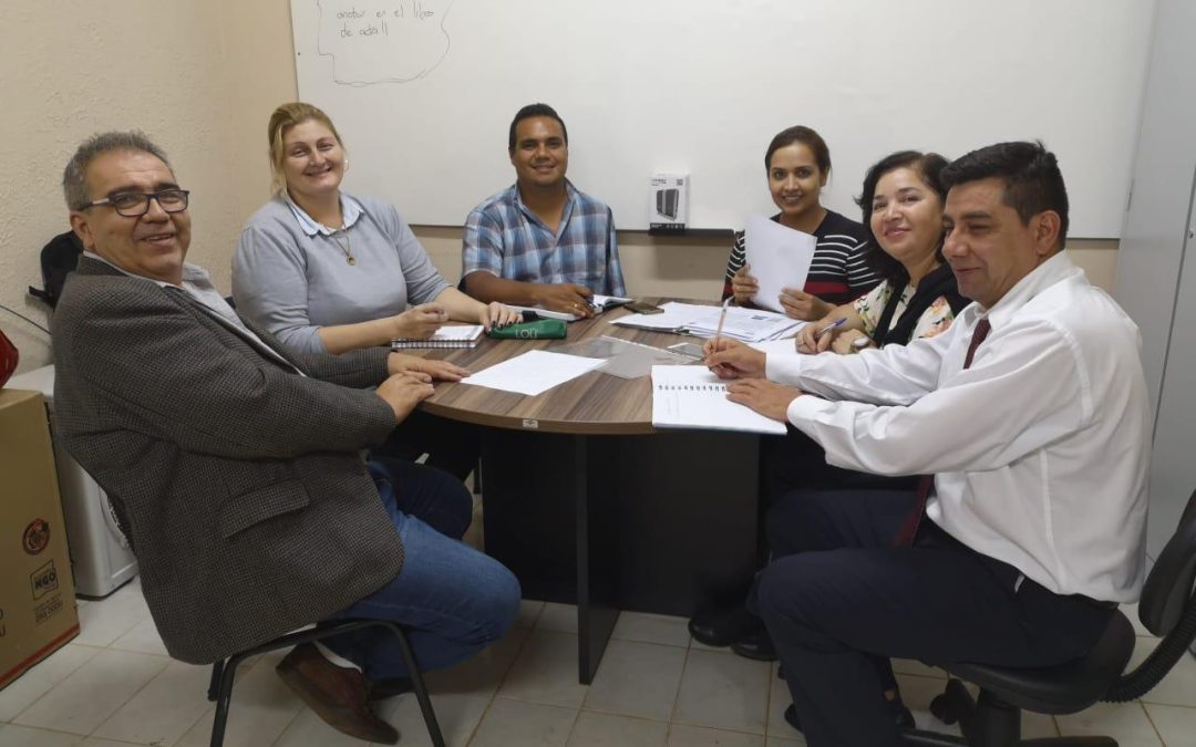 Reuniones semanales del Equipo de la Facultad de Ciencias y Tecnología con la Coordinadora de Evaluación y Acreditación