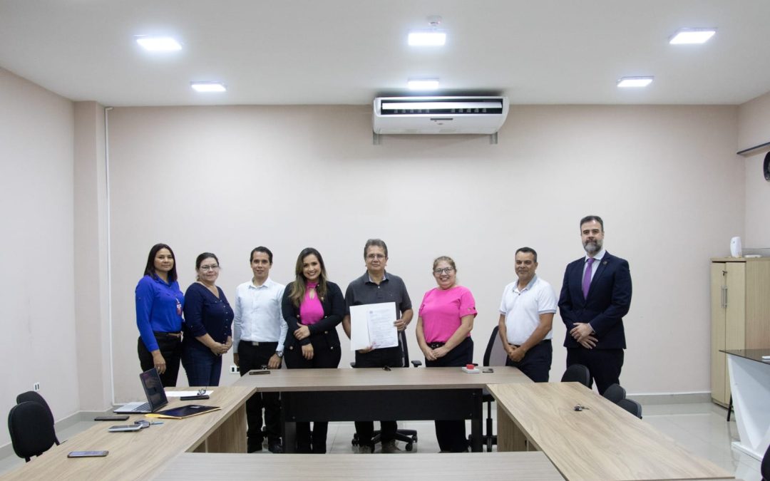 ¡Asunción del nuevo Decano de FACITPRO!