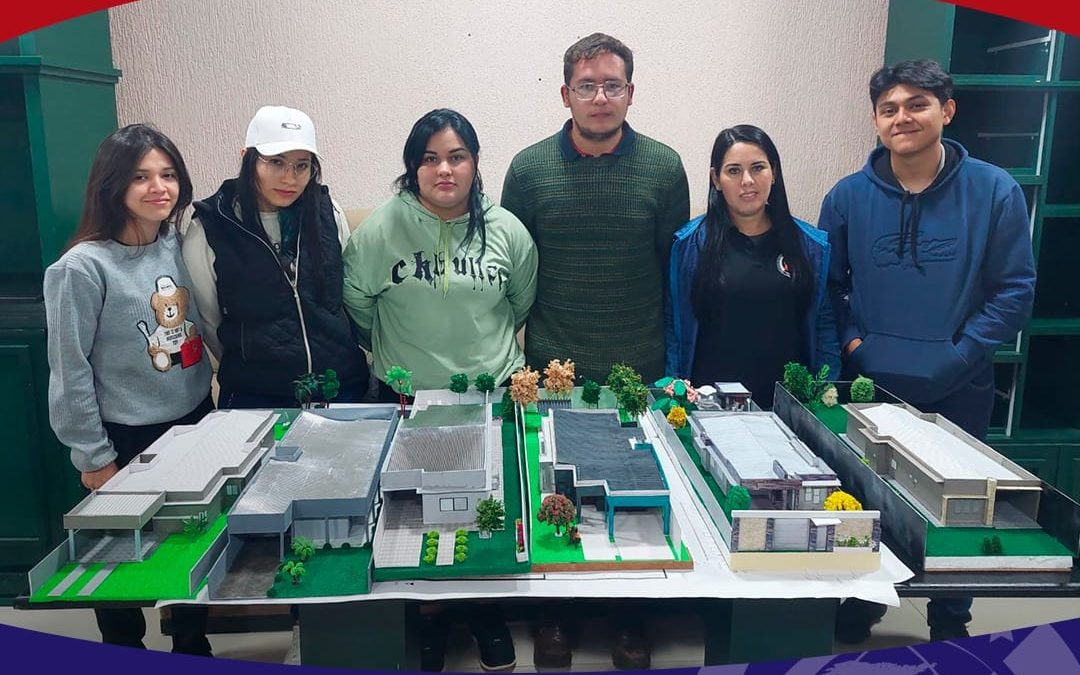 Estudiantes de la carrera de Arquitectura de la Facultad de Ciencias, Tecnologia y Producción, presentaron sus proyectos finales del periodo lectivo actual.