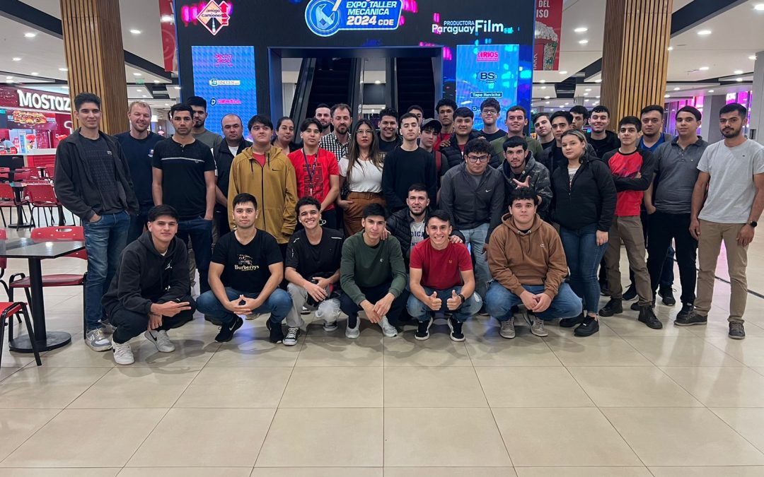 Alumnos de Ingeniería Mecánica Automotriz y Electromecánica asistieron a la 7ª edición de la EXPO TALLER MECÁNICA