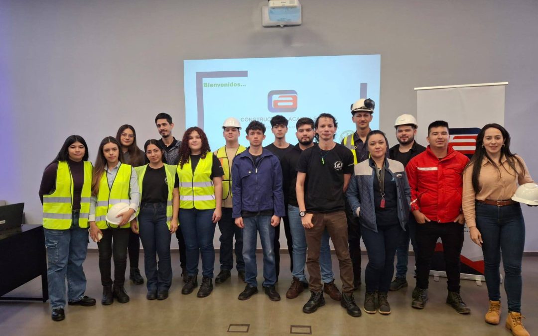 Salida de campo con estudiantes de Arquitectura e Ingenieria Civil